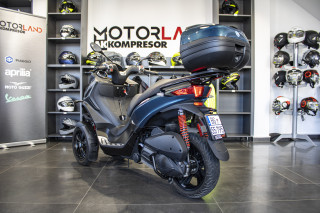 Piaggio MP3 300 Sport 