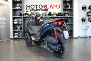 Piaggio MP3 300 Sport 
