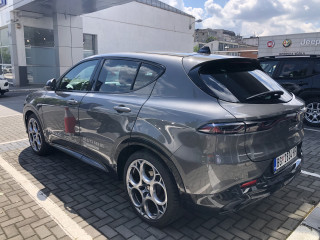 Alfa Romeo Tonale 1.5 MHEV 160ks+20ks FWD DCT7 Veloce DEMO
