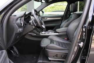 Alfa Romeo Stelvio 2.0 VELOCE AUT 