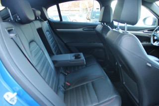 Alfa Romeo Stelvio 2.0 Competizione 