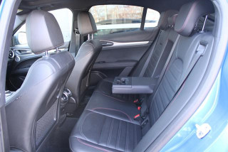 Alfa Romeo Stelvio 2.0 Competizione 