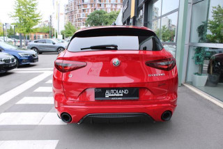 Alfa Romeo Stelvio 2.0 VELOCE AUT 