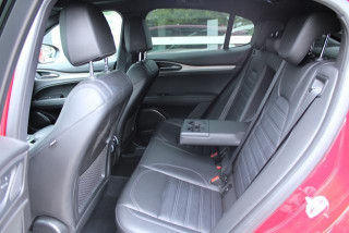 Alfa Romeo Stelvio 2.0 VELOCE AUT 