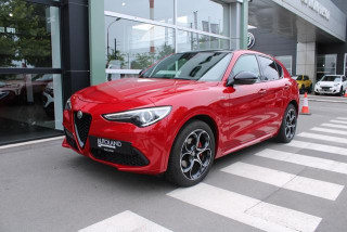 Alfa Romeo Stelvio 2.0 VELOCE AUT 
