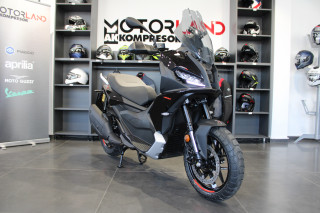 Aprilia SR GT 400 