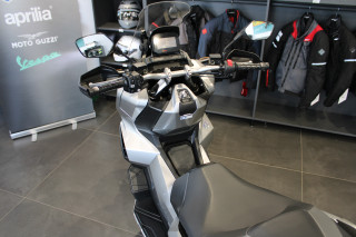 Honda ADV 350 
