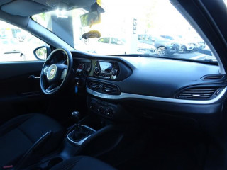 Fiat Tipo 1.4 Easy 