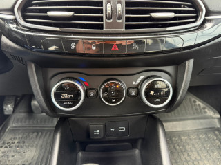 Fiat Tipo 1.4 HIGH 