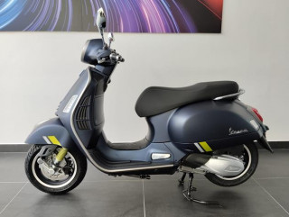 Vespa GTS 300 HPE Super Tech 