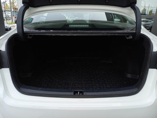Toyota Corolla 1.5 Luna AUT