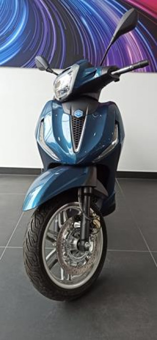 Piaggio Beverly 300 