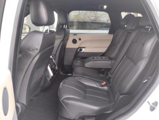 Land Rover Range Rover Sport 3.0 HSE AUT 4WD 