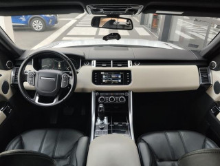 Land Rover Range Rover Sport 3.0 HSE AUT 4WD 
