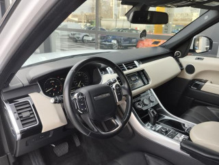 Land Rover Range Rover Sport 3.0 HSE AUT 4WD 