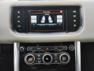 Land Rover Range Rover Sport 3.0 HSE AUT 4WD
