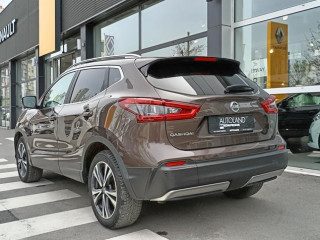 Nissan Qashqai 1.6 dCi N-Connecta Plus AUT