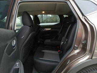 Nissan Qashqai 1.6 dCi N-Connecta Plus AUT