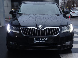 Škoda Superb 2.0 TDI Elegance DSG 
