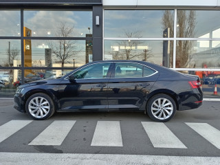 Škoda Superb 2.0 TDI Ambition DSG