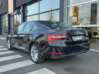 Škoda Superb 2.0 TDI Ambition DSG