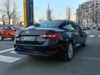 Škoda Superb 2.0 TDI Ambition DSG
