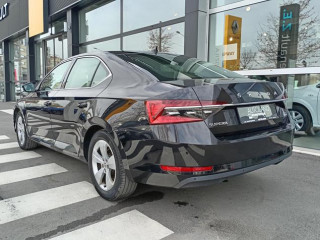 Škoda Superb 2.0 TDI Ambition DSG
