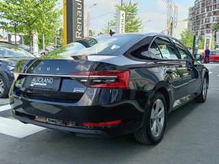 Škoda Superb 2.0 TDI Ambition DSG