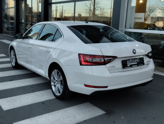 Škoda Superb 2.0 TDI DSG Style