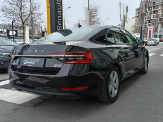Škoda Superb 2.0 TDI Ambition DSG