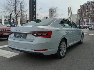 Škoda Superb 2.0 TDI Ambition DSG