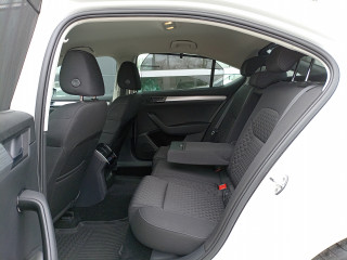 Škoda Superb 2.0 TDI Ambition DSG