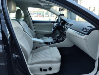 Škoda Superb 2.0 TDI DSG Style