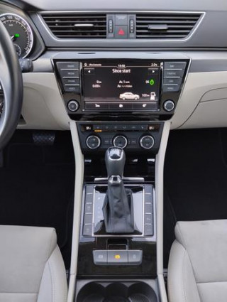 Škoda Superb 2.0 TDI DSG Style