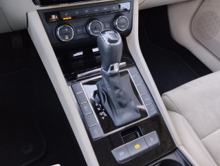 Škoda Superb 2.0 TDI DSG Style