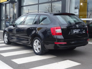 Škoda Octavia 1.6 TDI Ambition DSG 