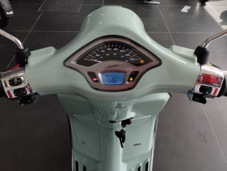Vespa Primavera 125