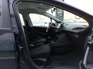 Peugeot 208 1.2 Active 