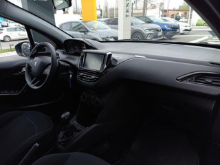 Peugeot 208 1.2 Active 