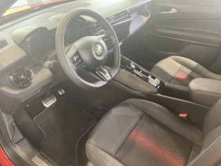 Alfa Romeo Junior 1.2 136ks MHEV DCT6 SPECIALE 