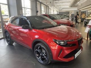 Alfa Romeo Junior 1.2 136ks MHEV DCT6 SPECIALE 