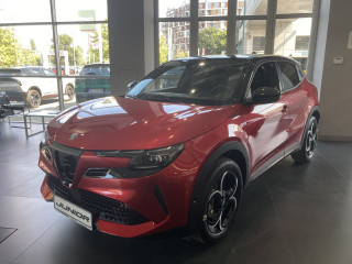 Alfa Romeo Junior 1.2 136ks MHEV DCT6 SPECIALE 