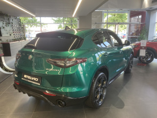 Alfa Romeo Stelvio 2.0 Petrol 280KS Q4 AT8 VELOCE