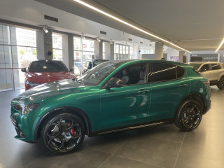 Alfa Romeo Stelvio 2.0 Petrol 280KS Q4 AT8 VELOCE