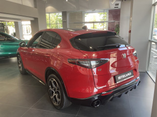 Alfa Romeo Stelvio 2.0 Petrol 280KS Q4 AT8 VELOCE