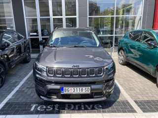 Jeep Compass 1.5 MHEV 130ks DCT7 Summit DEMO 