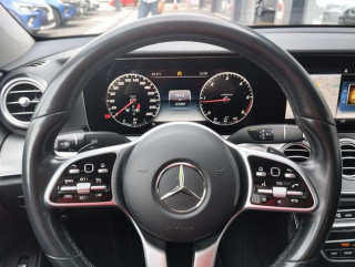 Mercedes Benz E 220 D 4MATIC 