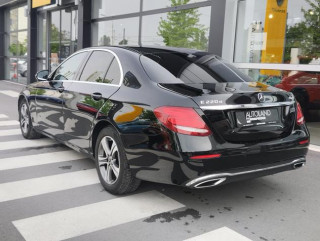 Mercedes Benz E 220 D 4MATIC