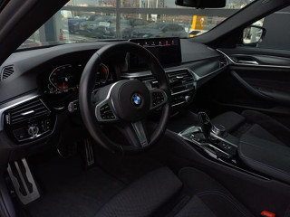 BMW 520 2.0 XDrive M 