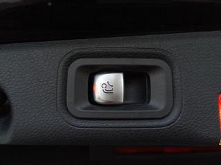 Mercedes Benz E 220 D 4MATIC